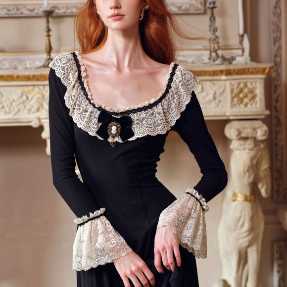 Gothic Victorian Lace Collar Maxi Dress - Picture 2 of 8
